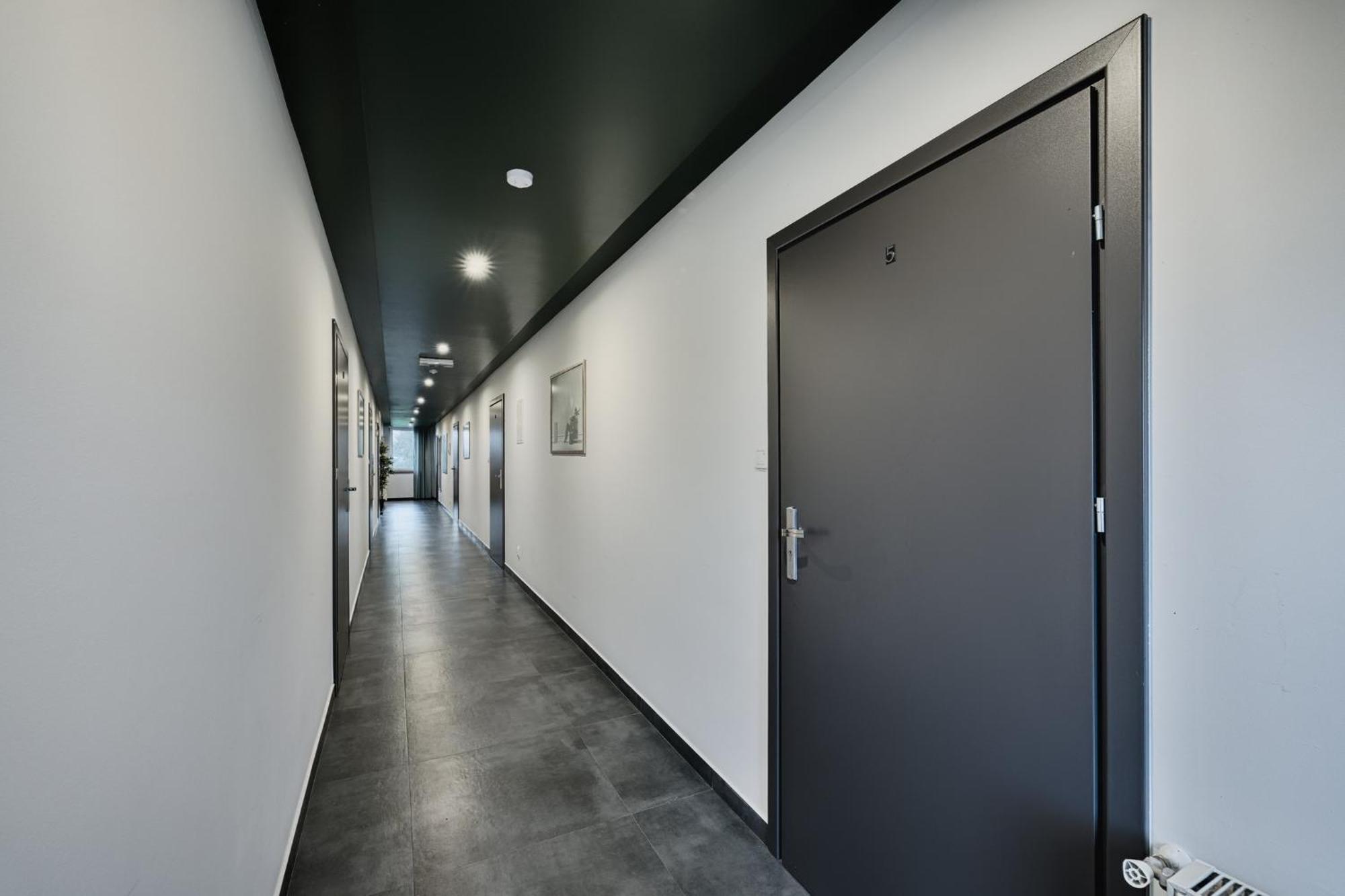 Gosciniec Zacisze I Blisko A2 Dabie-Uniejow I Restauracja B&B 외부 사진