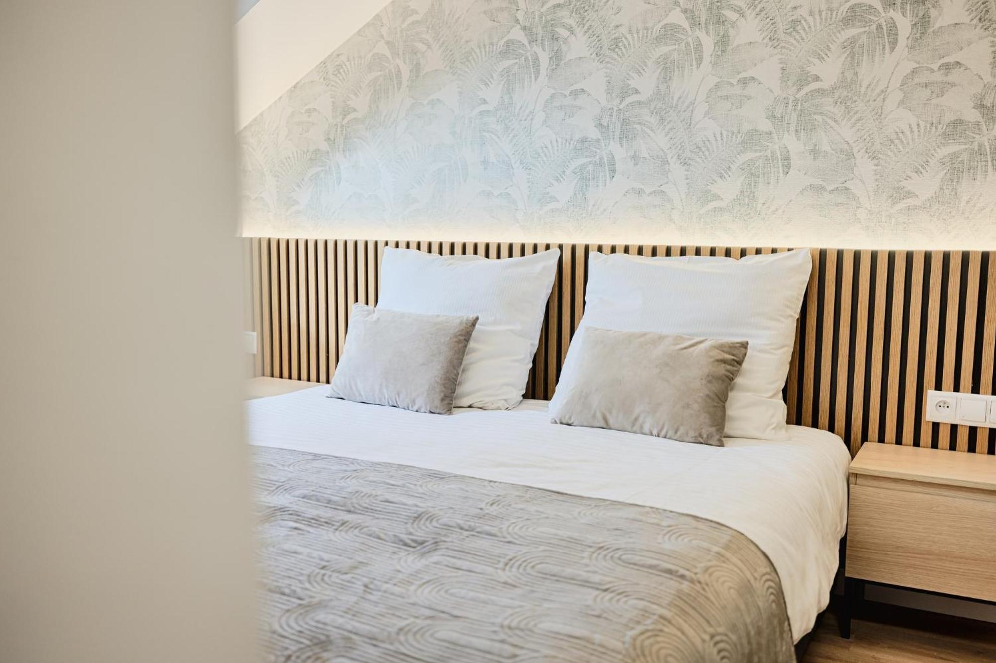 Gosciniec Zacisze I Blisko A2 Dabie-Uniejow I Restauracja B&B 외부 사진