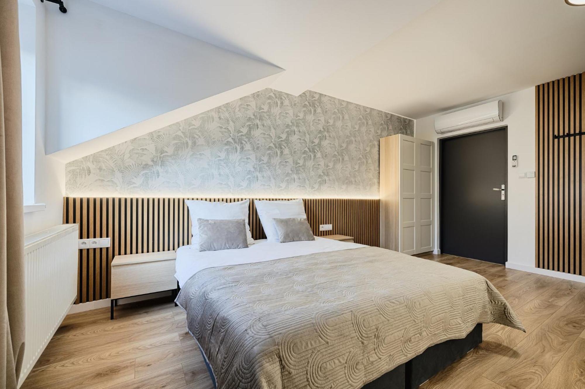 Gosciniec Zacisze I Blisko A2 Dabie-Uniejow I Restauracja B&B 외부 사진