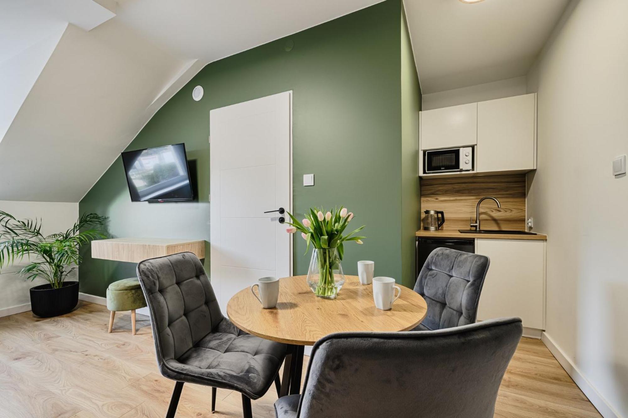 Gosciniec Zacisze I Blisko A2 Dabie-Uniejow I Restauracja B&B 외부 사진