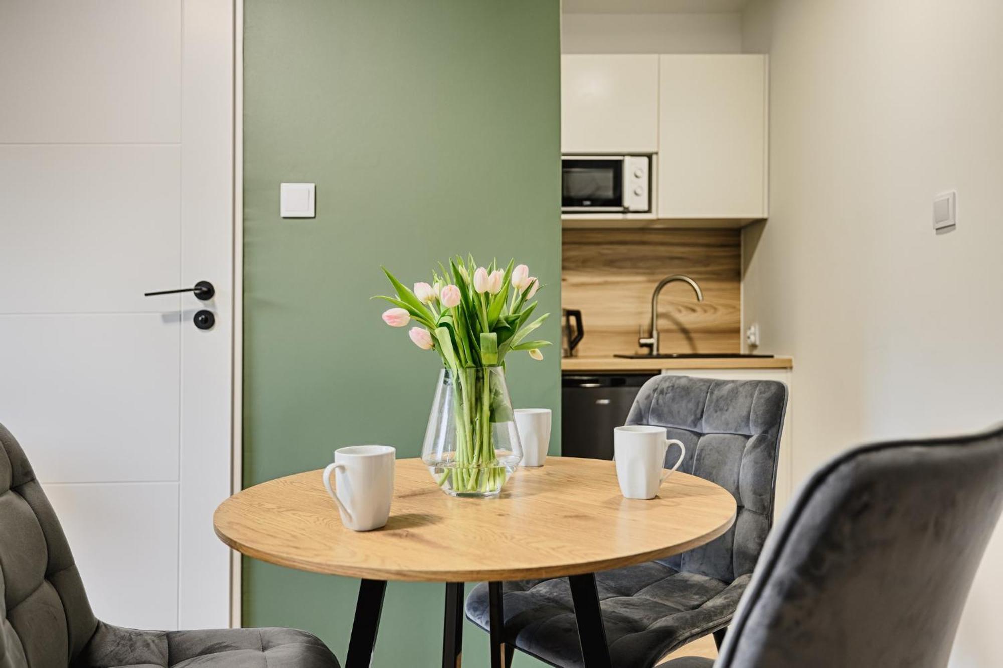 Gosciniec Zacisze I Blisko A2 Dabie-Uniejow I Restauracja B&B 외부 사진