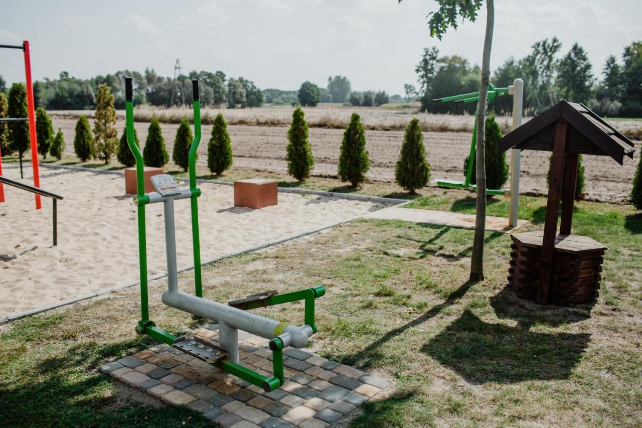 Gosciniec Zacisze I Blisko A2 Dabie-Uniejow I Restauracja B&B 외부 사진